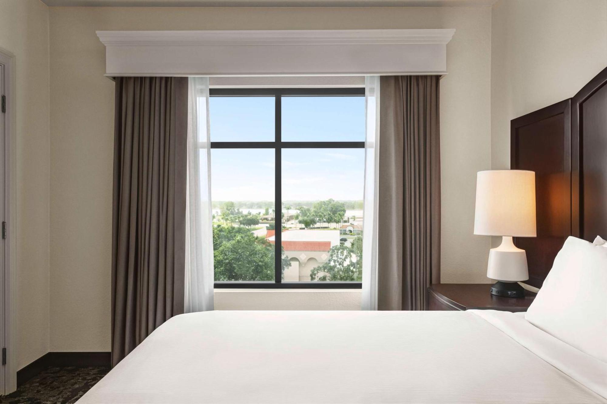 Embassy Suites By Hilton Orlando Lake Buena Vista South Кіссіммі Екстер'єр фото