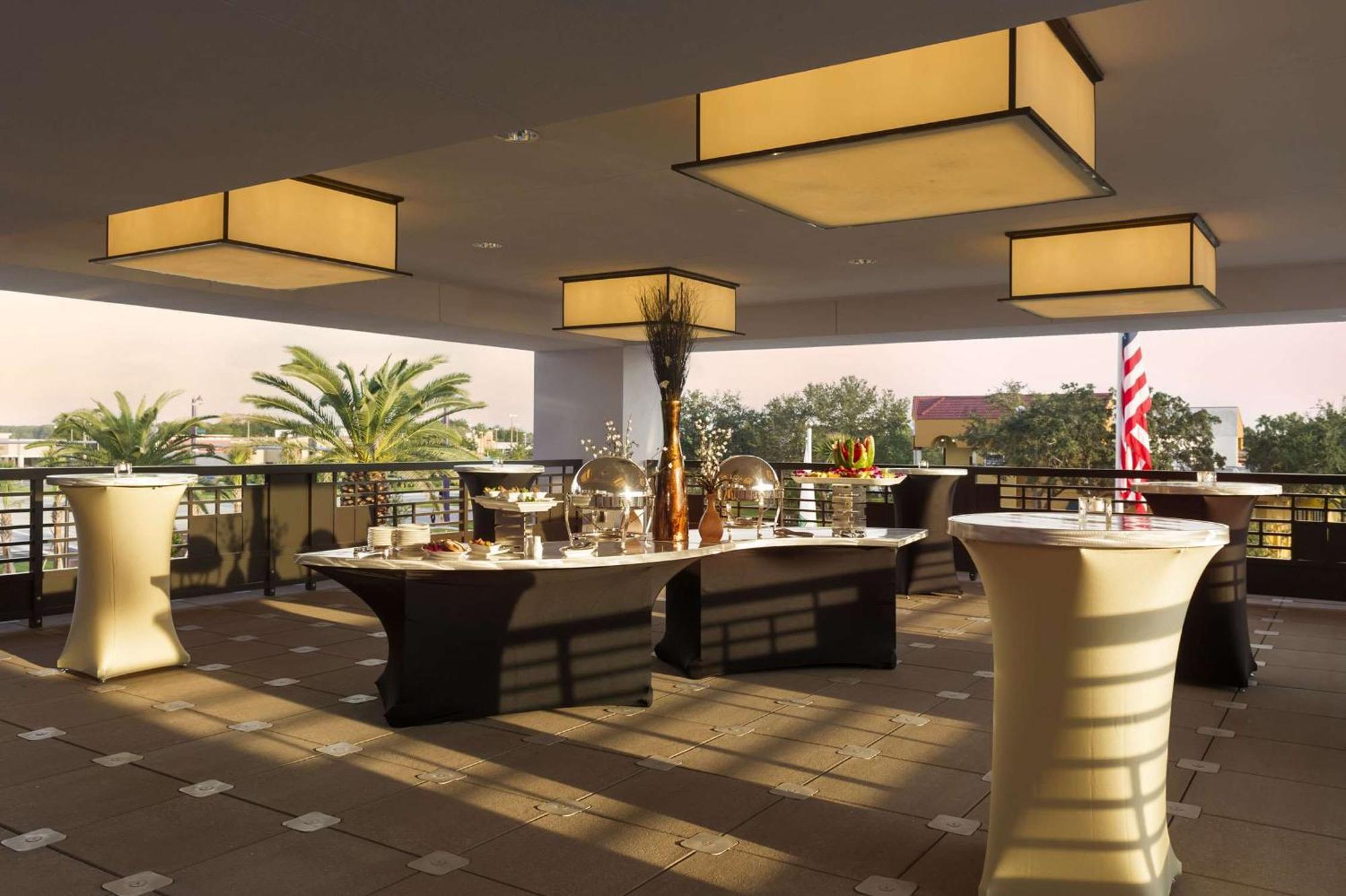 Embassy Suites By Hilton Orlando Lake Buena Vista South Кіссіммі Екстер'єр фото